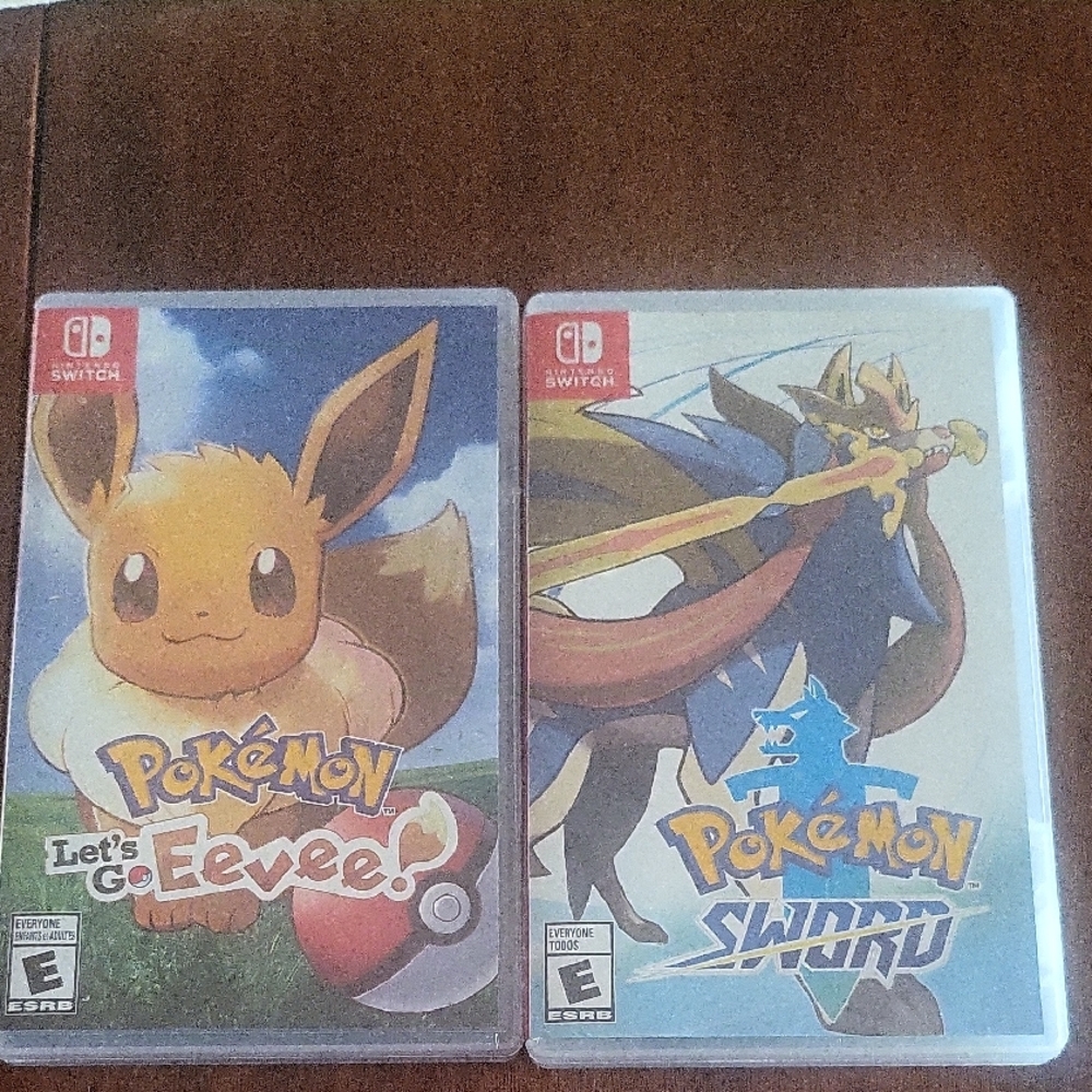 Nintendo Switch Pokémon Let's Go Eevee and Sword, CASES ONLY